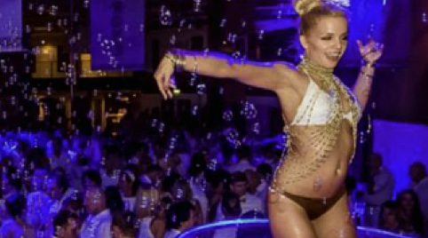 Martini Dancers
